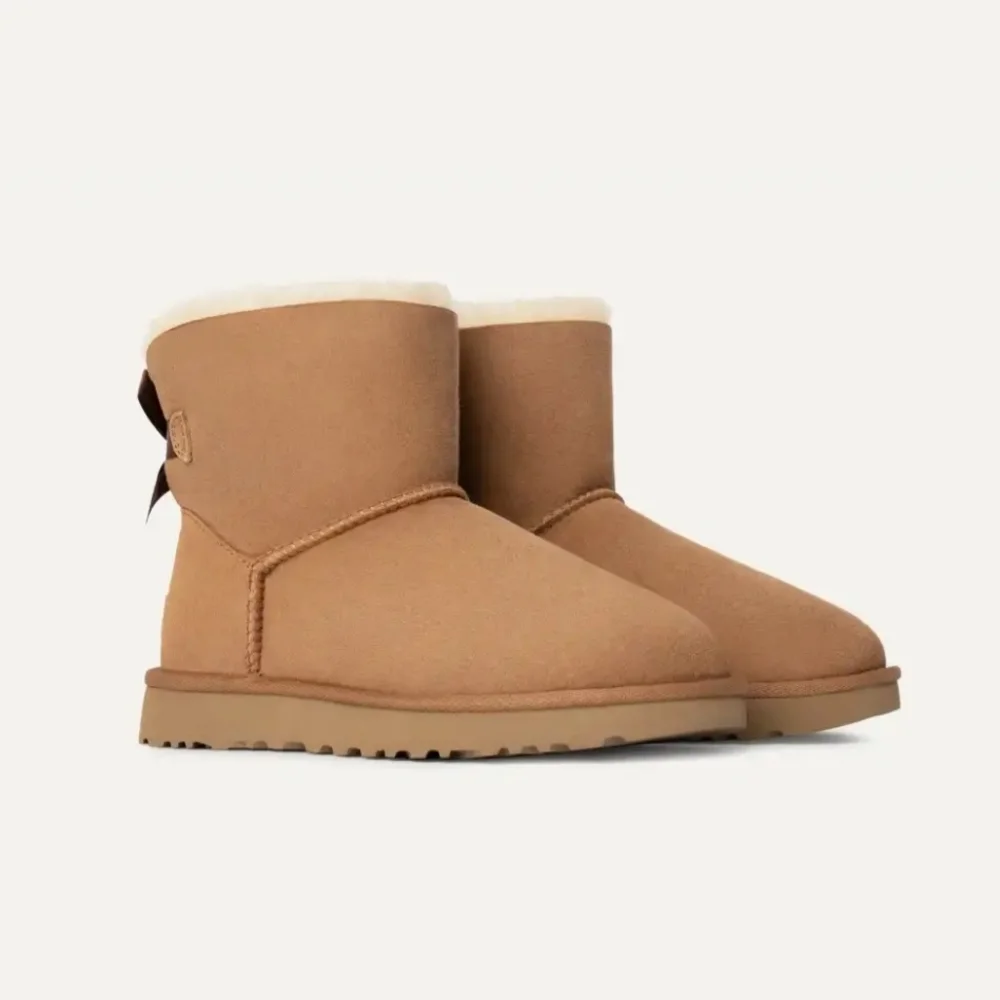 UGG Bailey Mini Bow II Chestnut Winter Boots Women's Size 7 Brand New In Box